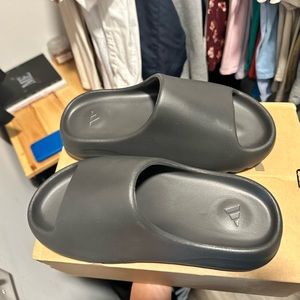 brand new, size 8 yeezy slides.